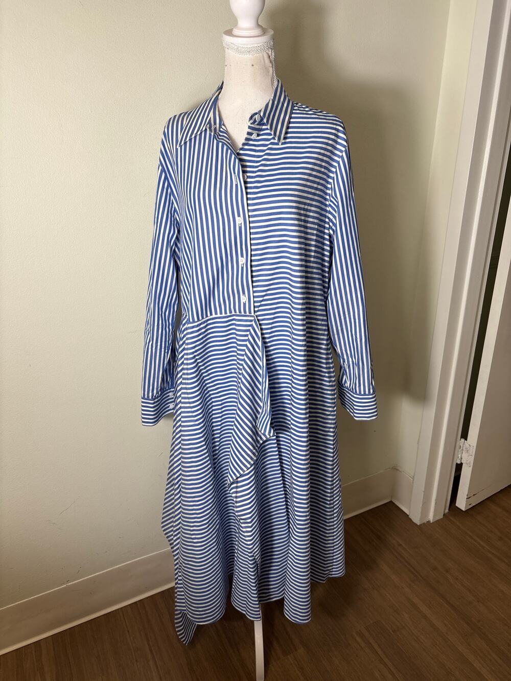Lafayette 148 Blue and White Stripe Long Sleeve Button Up Maxi Dress Sz L